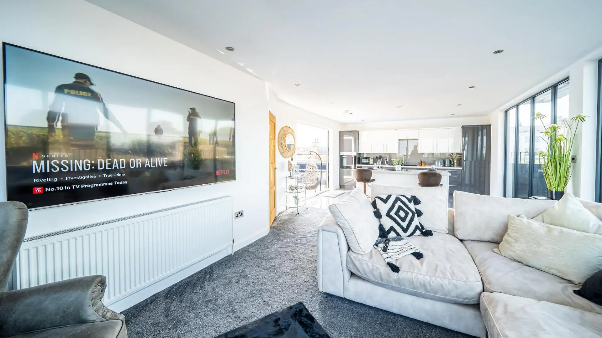 Bv Aparthotel Stays In The Heart Of Barnsley Town Centre Storbritannien