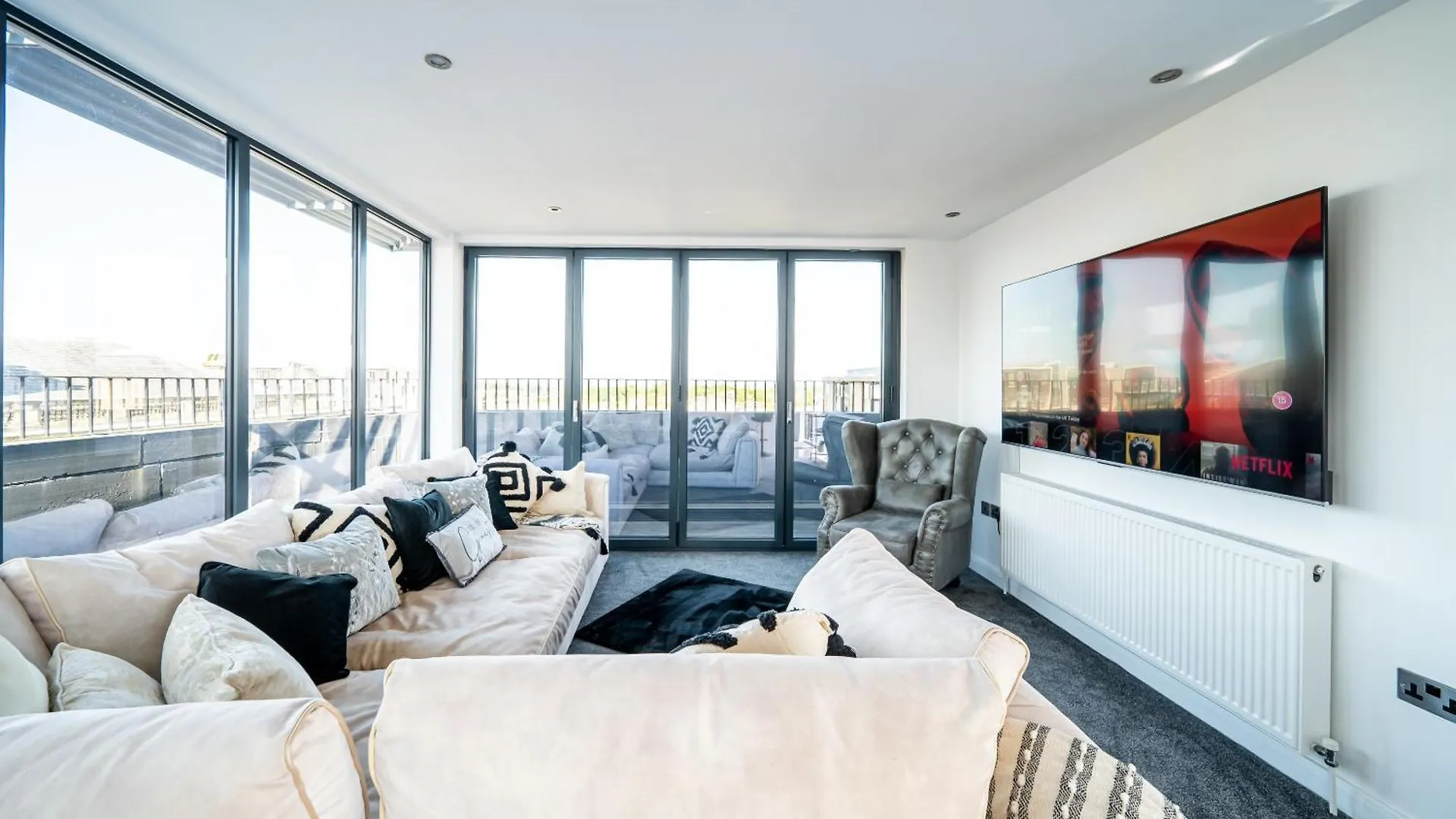 Bv Aparthotel Stays In The Heart Of Barnsley Town Centre
