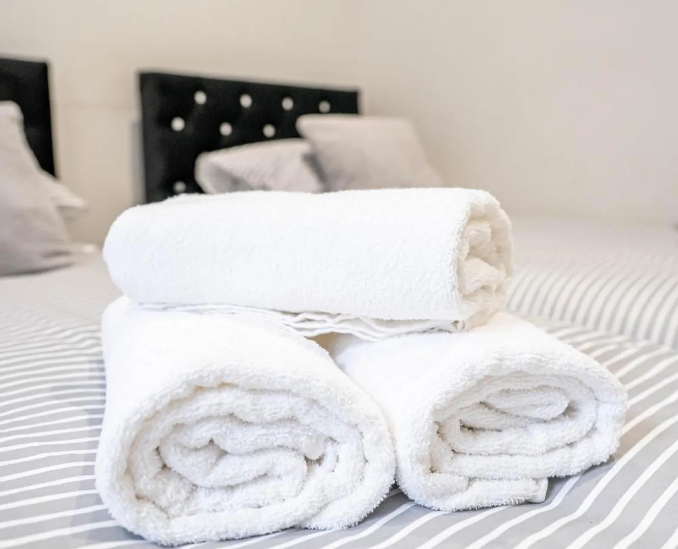 Bv Aparthotel Stays In The Heart Of Barnsley Town Centre 0*,
