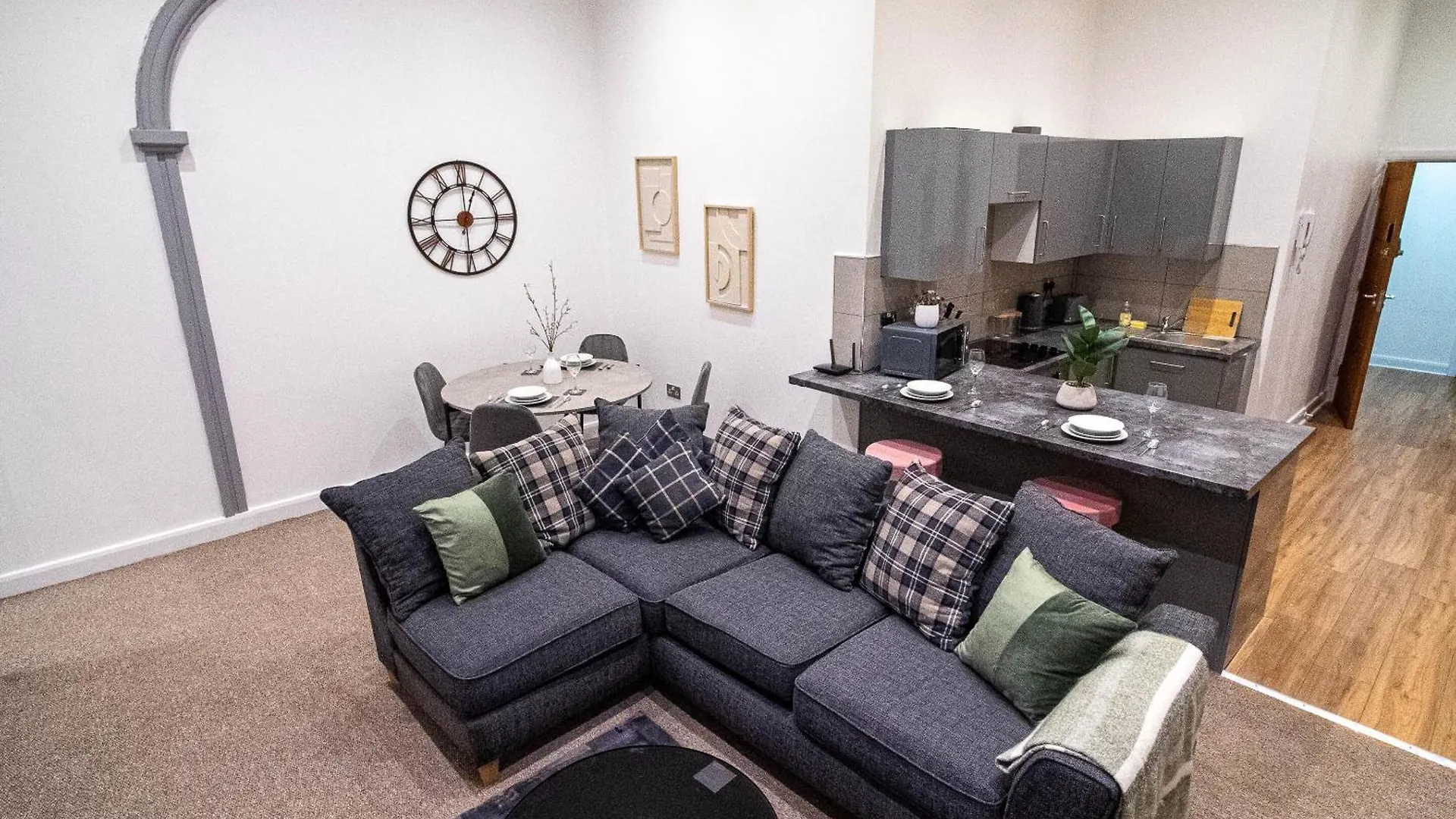 Bv Aparthotel Stays In The Heart Of Barnsley Town Centre