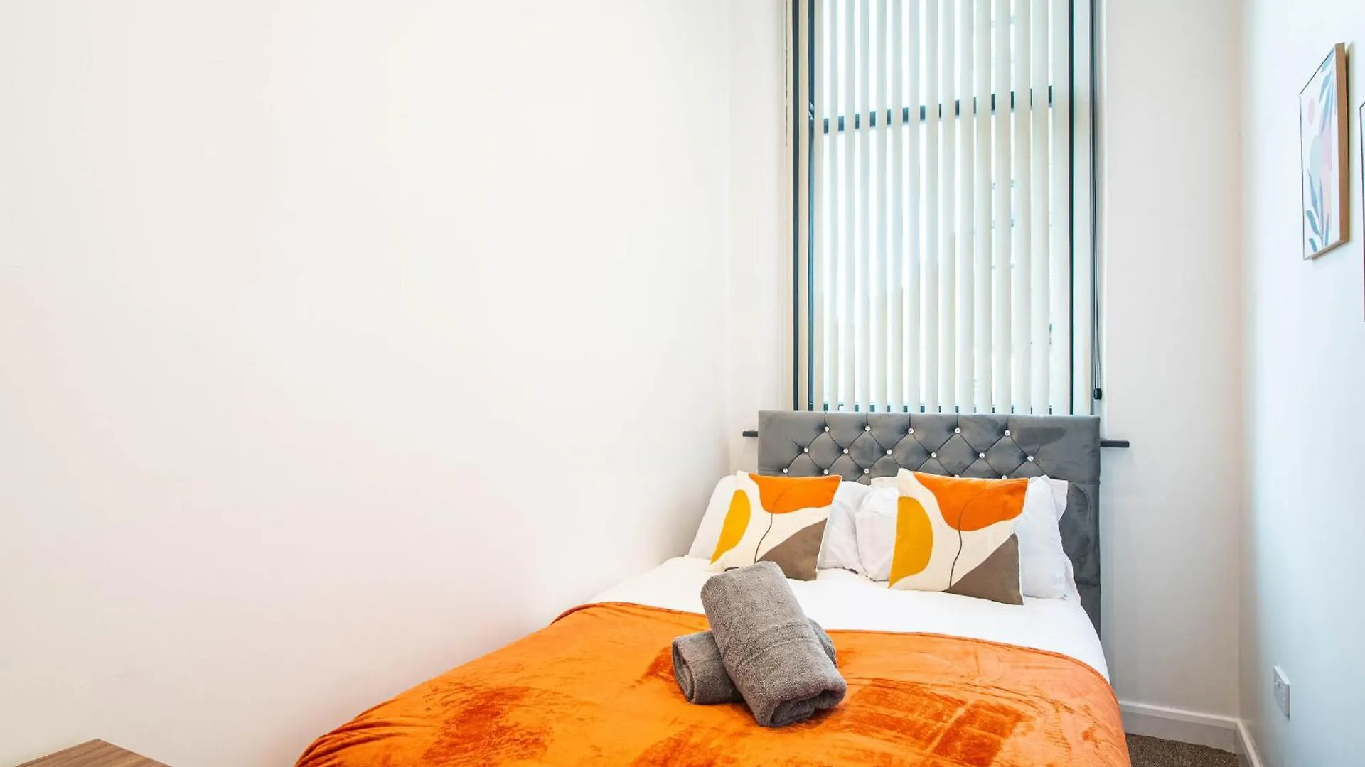 Bv Aparthotel Stays In The Heart Of Barnsley Town Centre Storbritannien